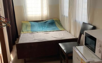 Student Room (Glass Door) in the heart of Accra